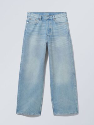 Women’s Oversized Denim (Light Blue)